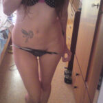 Carine, 22 cherche une rencontre sexe hard